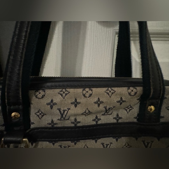 Vintage Josephine PM Louis Vuitton Bag - Picture 4 of 6